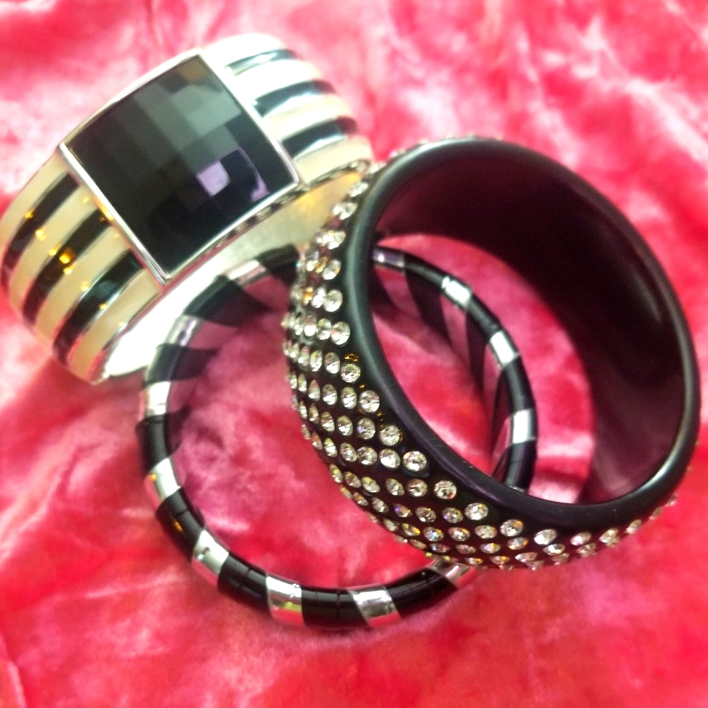 Fall Winter bracelet set black and white jewelry